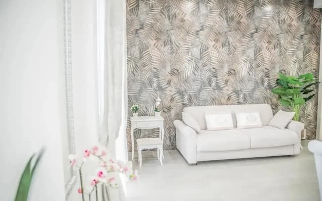 Central Luxury Apartment - photo 5
