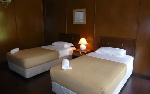 D'Coconut Island Resort - photo 3