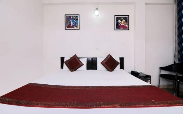OYO 2041 Hotel Silver Land - photo 5