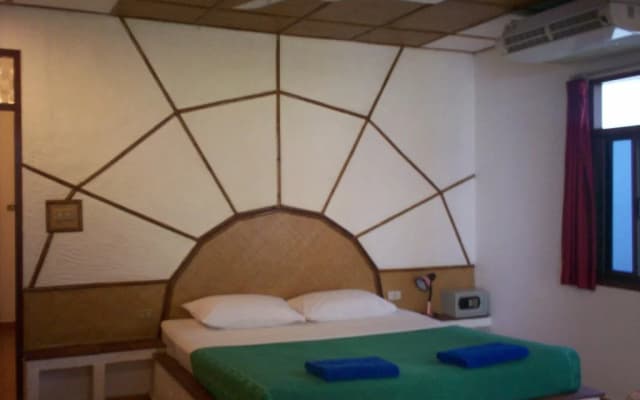 Baan Orchid Guesthouse Patong Beach - photo 2