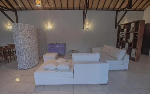 Theo Villa - 2 bedroom - photo 4