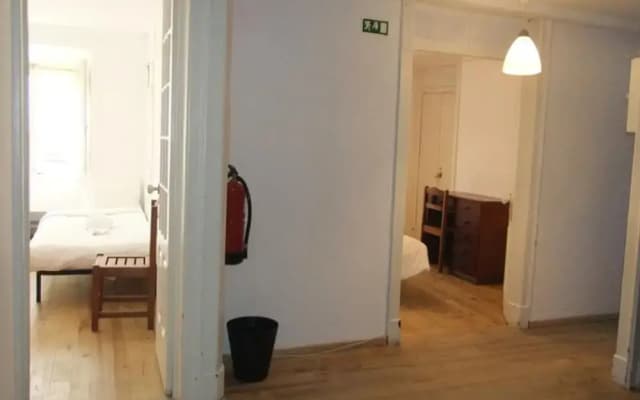 Lisbon Budget Inn - photo 2