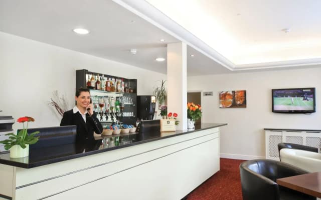 Best Western London Highbury - photo 2