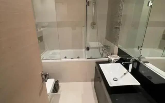 Unique 2 bedroom apartment over the Golf course - photo 3