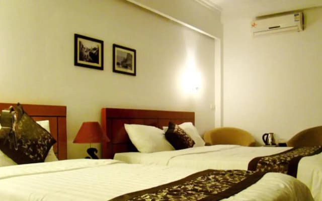Hanoi New Century Hotel - photo 4