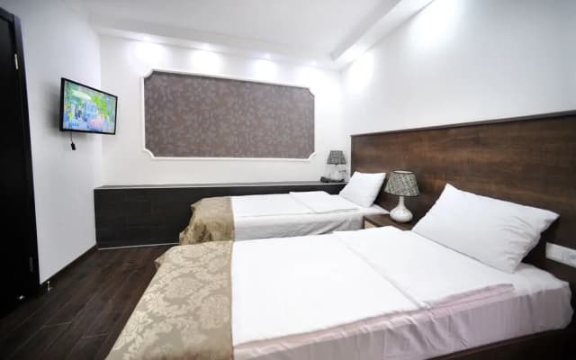 RK City Hotel - photo 2
