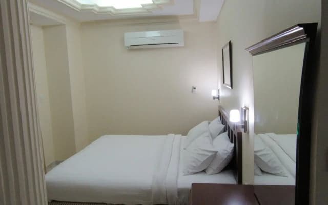 Alferdous Hotel Apartments - photo 4