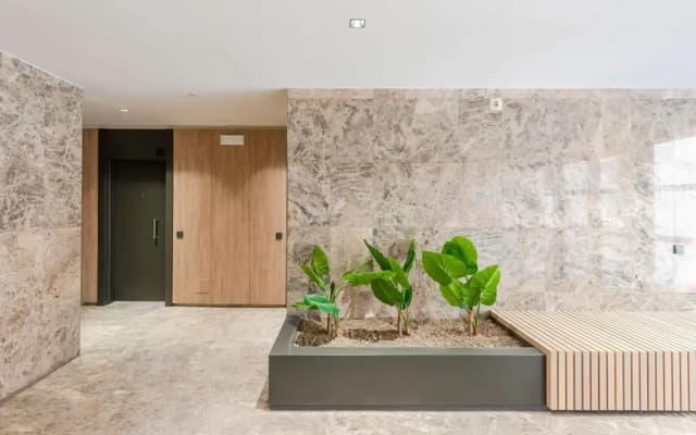 Premium Accomodation in La Rosaleda - Madrid - photo 2
