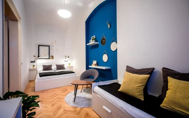 Friday Songs Apartments - photo 5