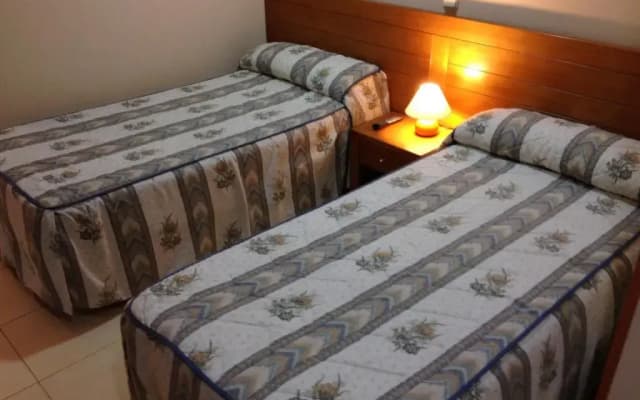Hostal Aeropuerto - photo 3