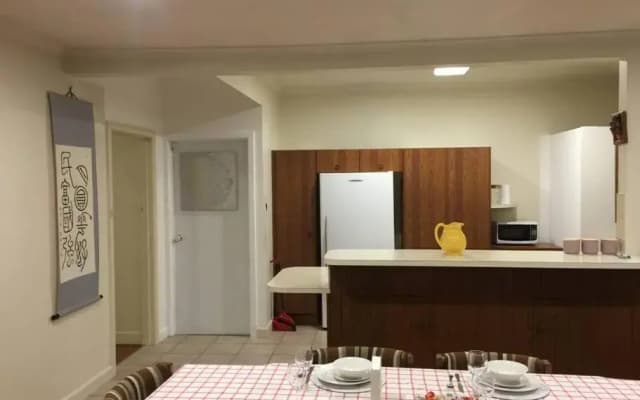 Unique & Spacious Home near Chadstone - photo 5
