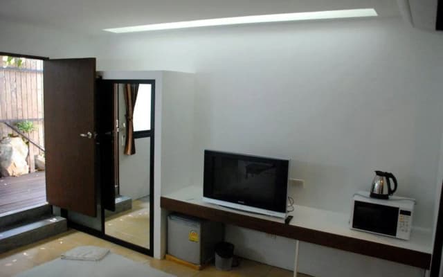 Hillside Village Resort - photo 2
