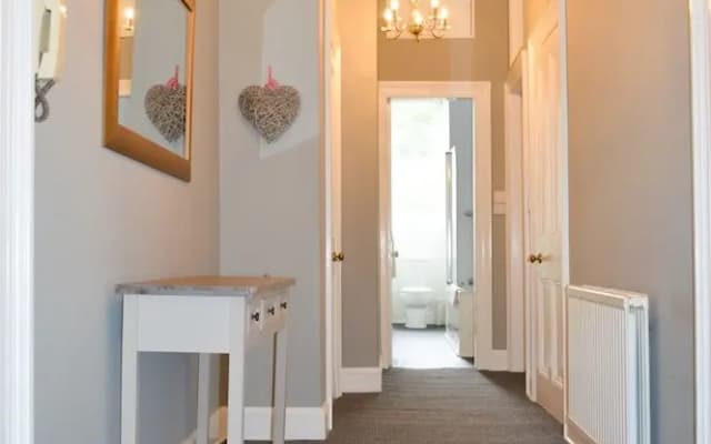 Modern 3 Bedroom Home in Morningside - photo 4