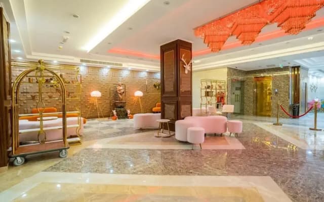 Grand Mirage Hotel - photo 2