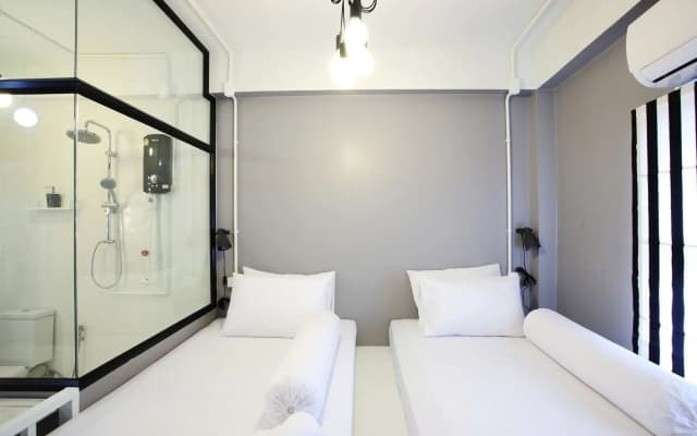 Meroom Hotel - photo 3