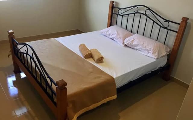Lunas Homestay by Yolodge - photo 2