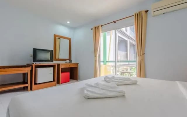 Simply Hotel - photo 4