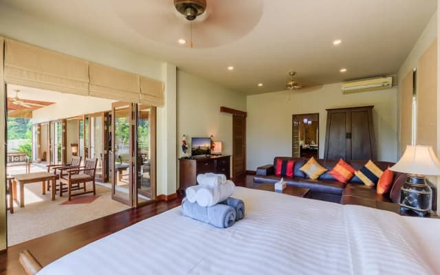 Aster Pool Villa - photo 2
