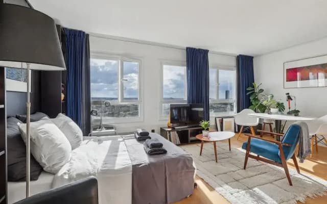 Extra Studio on the 23rd Floor - Stunning View - photo 2