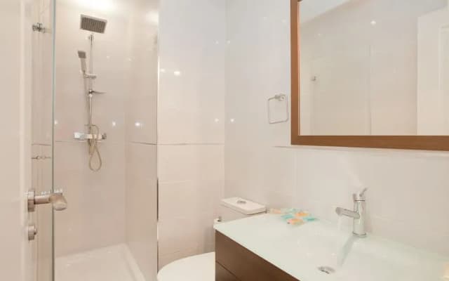 Sol Square Apartments - photo 4