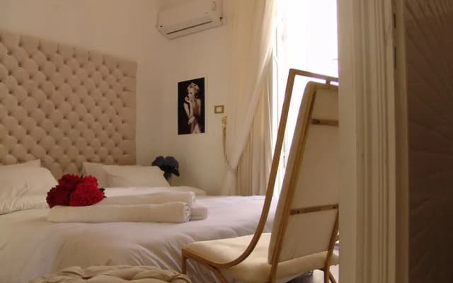 Velvet Hotel - photo 4