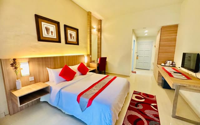 Rompin Beach Resorts - photo 3