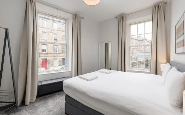 Southside Apartments - photo 4