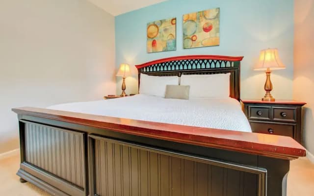 Lakefront Luxury - photo 5