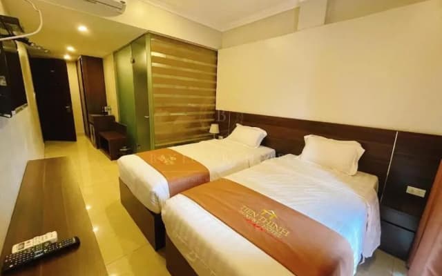 Tien Thinh Hotel Ha Long- by Bay Luxury - photo 2