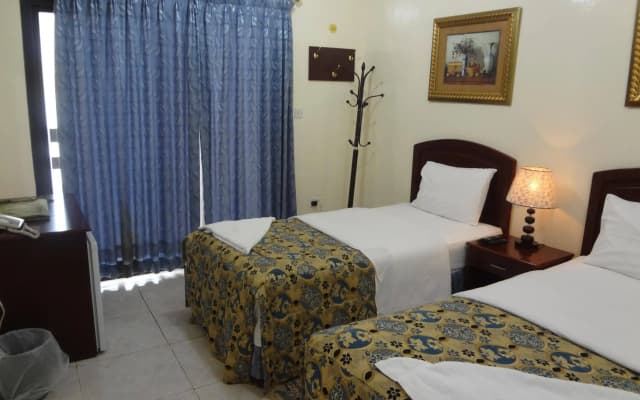 Deira Palace Hotel - photo 2