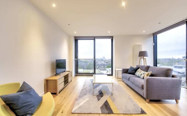 Guestready - Stylish Top Floor Apartment in the City Centre - photo 4