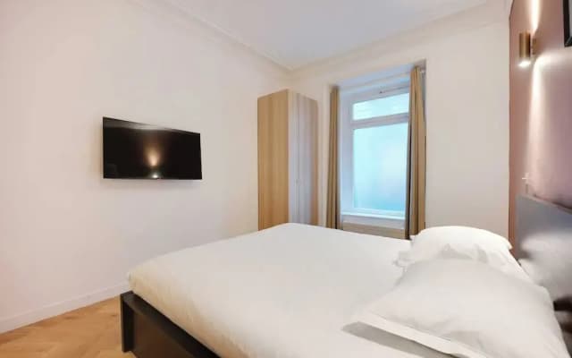 Spacious Apartment - 3br-8p - Ternes - photo 5