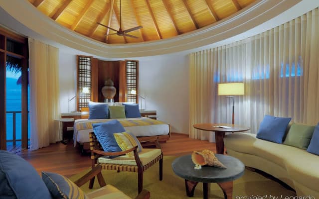 Constance Halaveli Maldives - photo 5