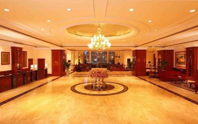 Eros Hotel By Hilton - photo 2