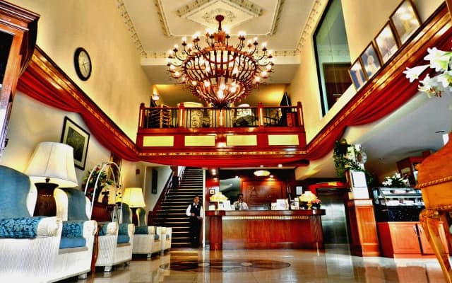 Hotel Casa Dela Rosa - photo 2