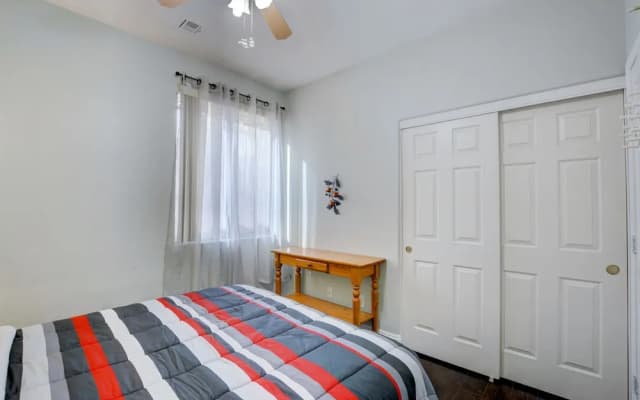 Luxurious 3BR 10min to Las Vegas Strip - photo 5