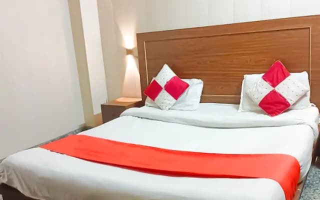 Roomshala 156 Hotel Mannat Inn - photo 2