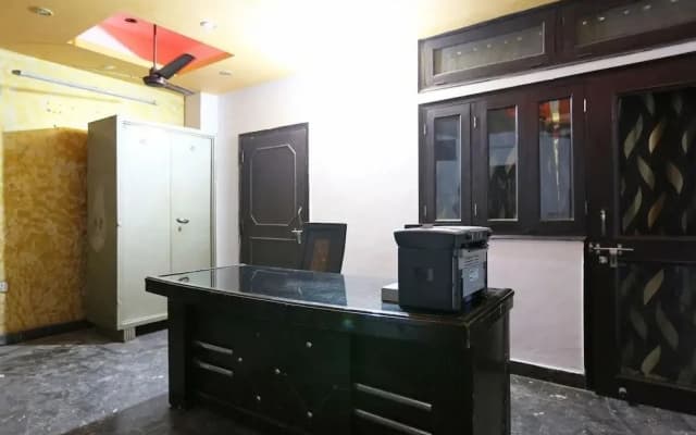 Dimpy House by OYO Rooms - photo 3