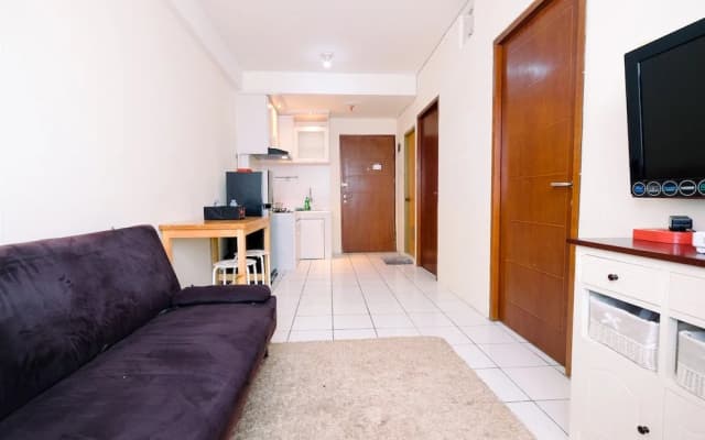 Best Price 2BR East Park Apartment - photo 2