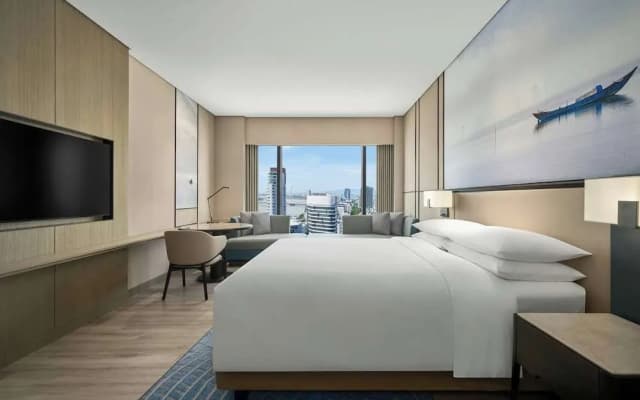 Courtyard by Marriott Danang Han River - photo 4