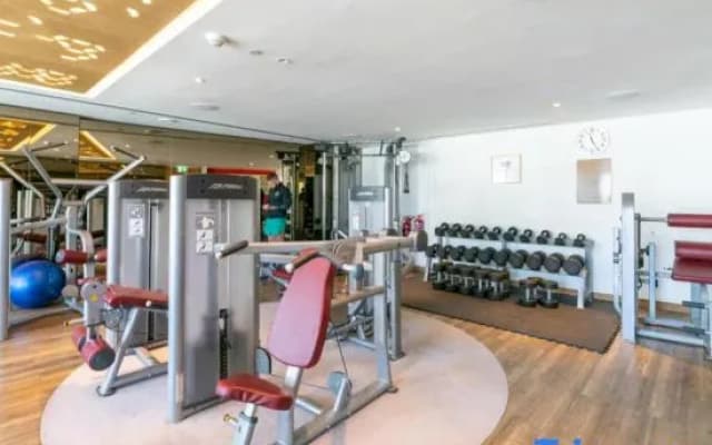 Luxury 1BR at Paramount Residences with Pool Gym & Parking - photo 5