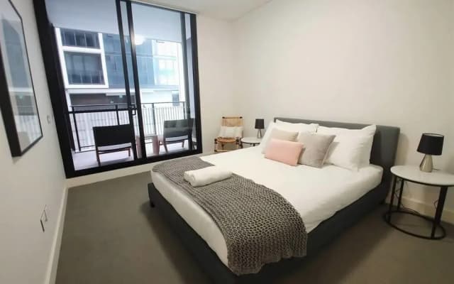 Luxury 1 Bedroom 1 Study With 1 Parking - photo 5