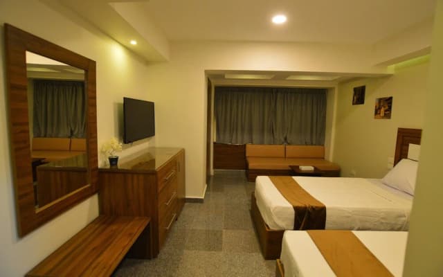 Royal Inn Residence - photo 3