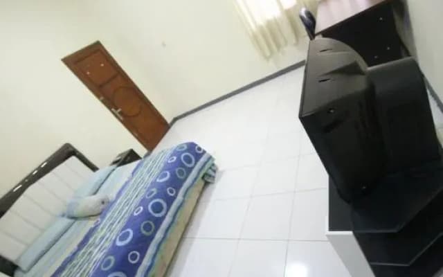 Kemang Place near Lippo Mall Kemang Mitra RedDoorz - photo 4
