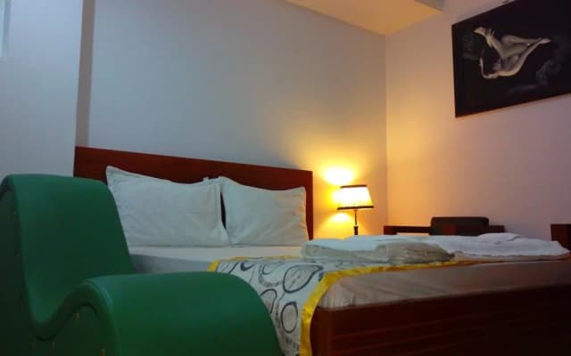 Van Phuc Hotel - photo 3