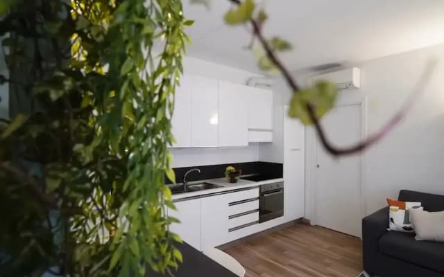 Cozy Apt With Gym & Parking, Milan - photo 5