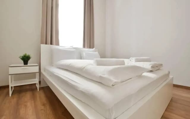Premium Apartment by Hi5 - Central 3 bedroom (221) - photo 5