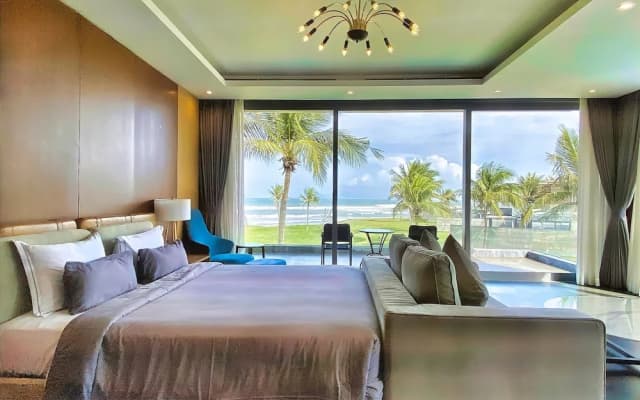 Luxury Beachfront Villa W Private Pool Beach - photo 3
