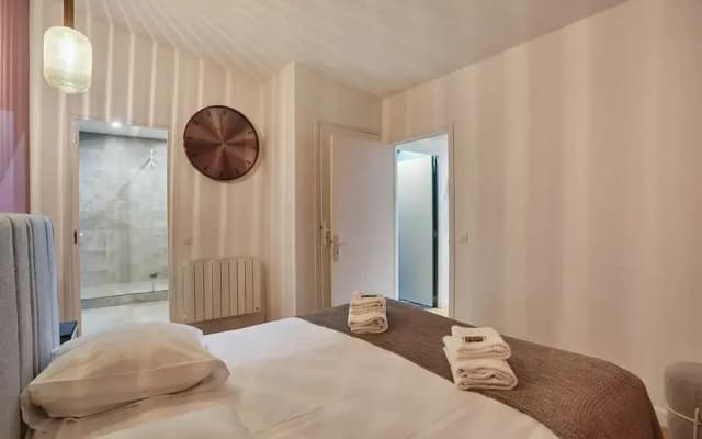Sublime 3 Bedrooms Flat Center of Paris Montmartre - photo 4