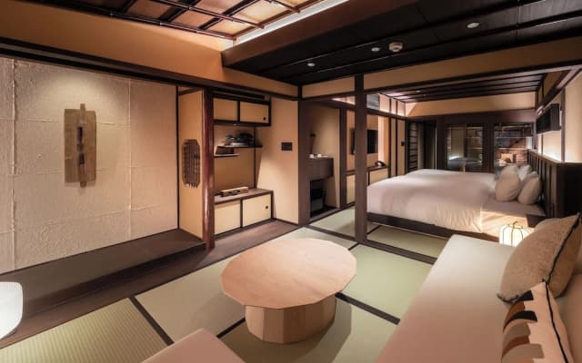 Nazuna Kyoto Higashi Honganji - photo 2